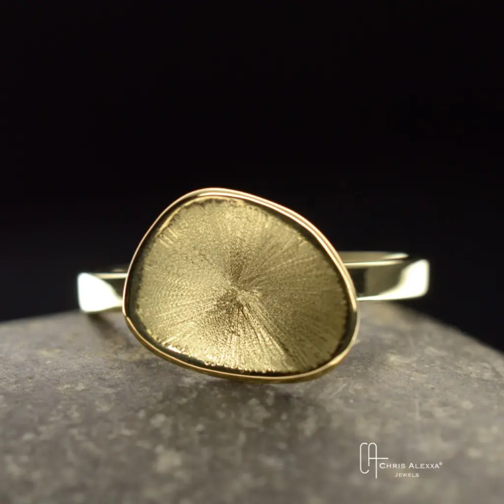 Bague-or-corolle-simple-Chris-Alexxa-2 pl.webp