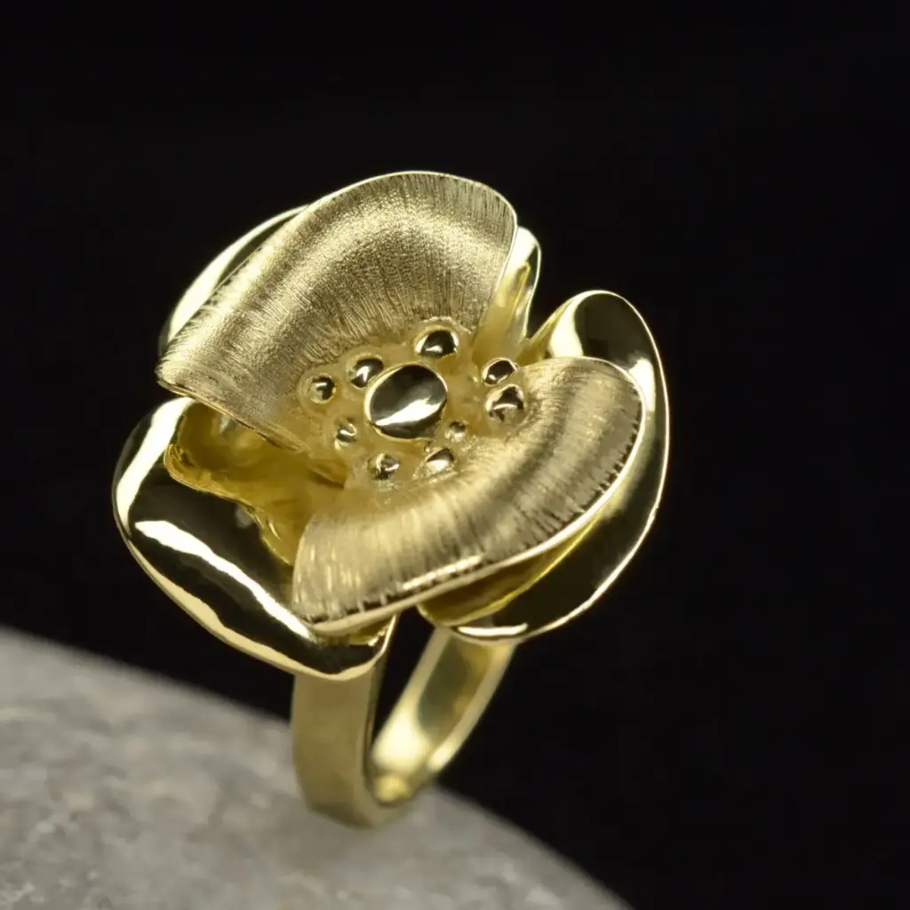 Bague or coquelicot