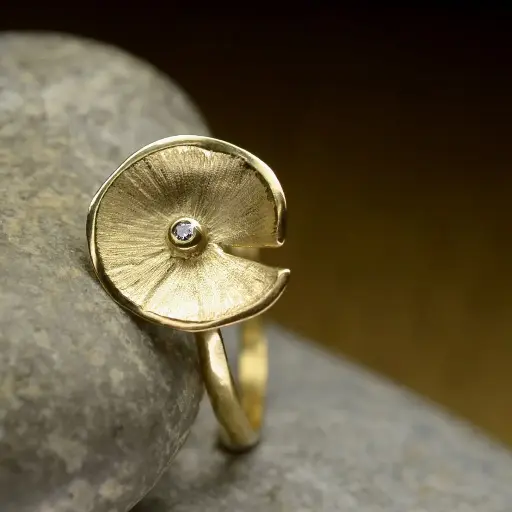 [NE12.3GD] Bague or et diamant Nénuphar