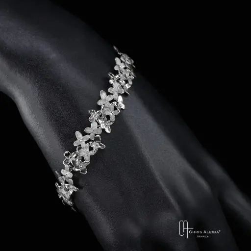 [HI11.1] Bracelet Hisakura