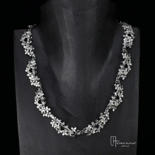 [HI15.1] Collier Hisakura